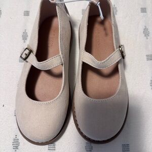 Old Navy beige suede Mary Jane shoes